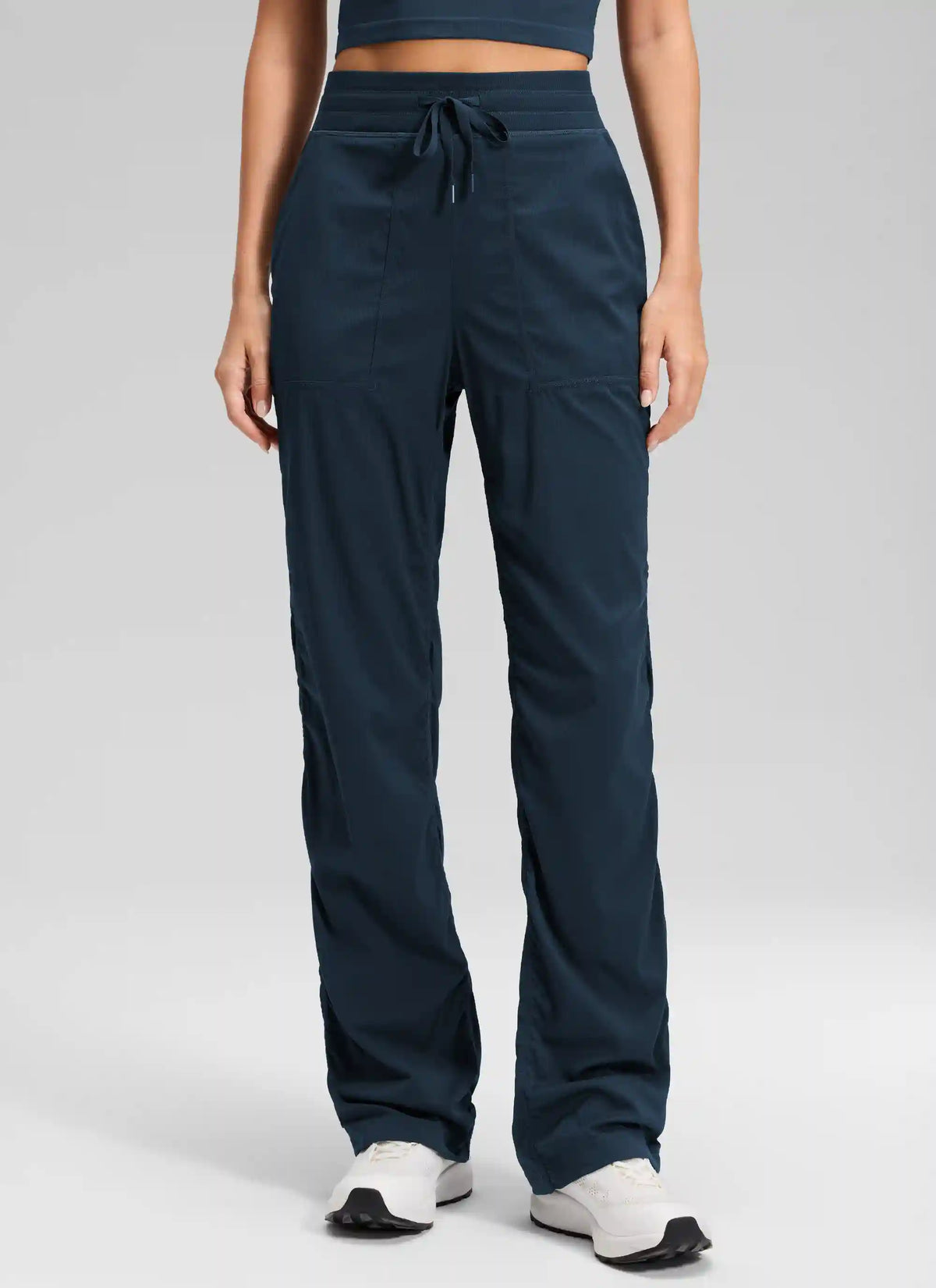 Lightweight Straight Leg Pocket Pant 32"